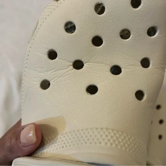 ❌Crocs Classic Clog Bone - Picture 3 of 8